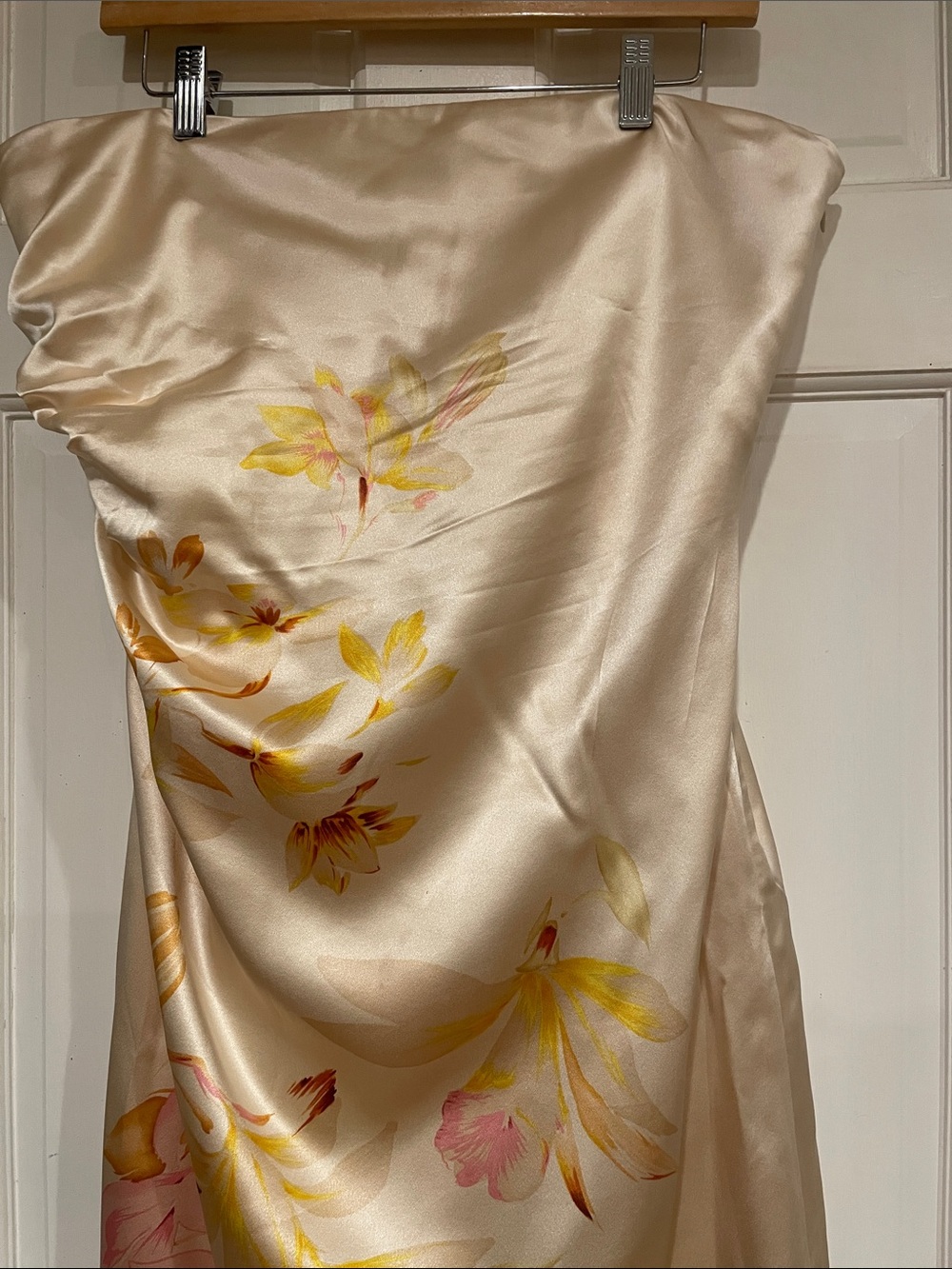 Banana Republic Strapless Satin Dress in Champagne with Pink and Yellow Florals - Picture 4 of 8